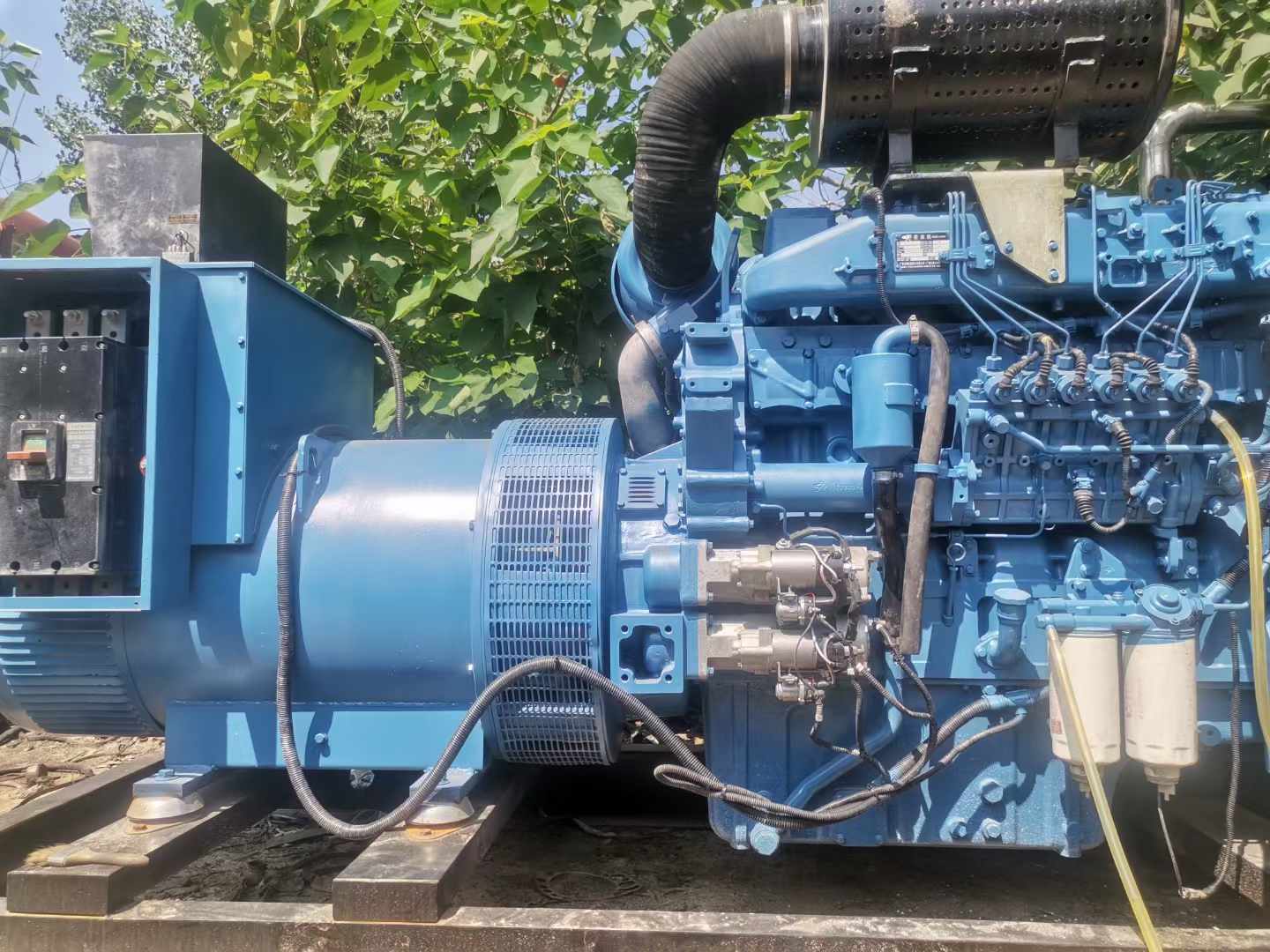 裕安详细说明降低 800kW 柴油发电机输出电流波动的方法